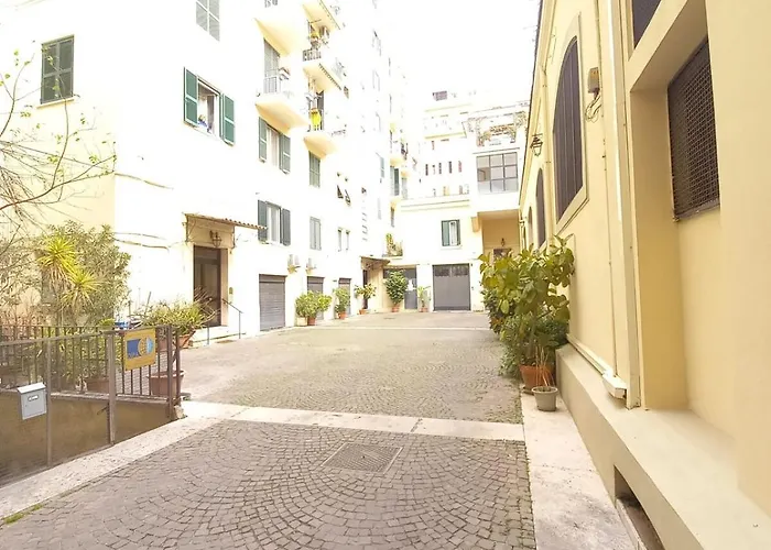 Center Near Colosseum And Metro A Apartment Rom